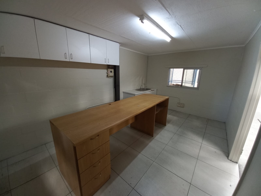 To Let commercial Property for Rent in Montague Gardens Western Cape